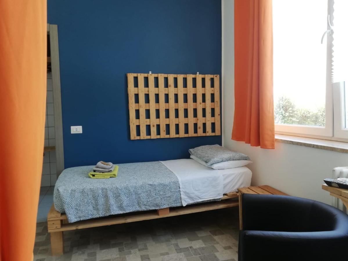 La Cordata Accommodation - Woodhouse Bike Hotel Cinisello Balsamo Exteriér fotografie