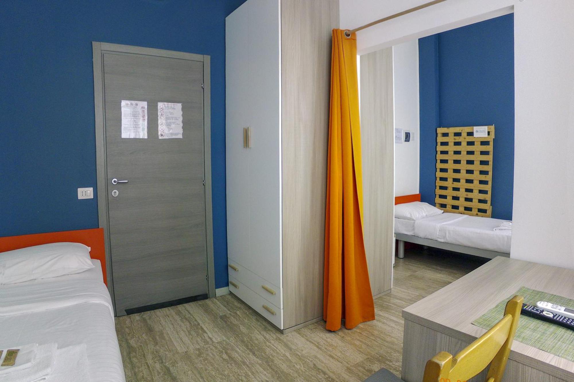 La Cordata Accommodation - Woodhouse Bike Hotel Cinisello Balsamo Exteriér fotografie